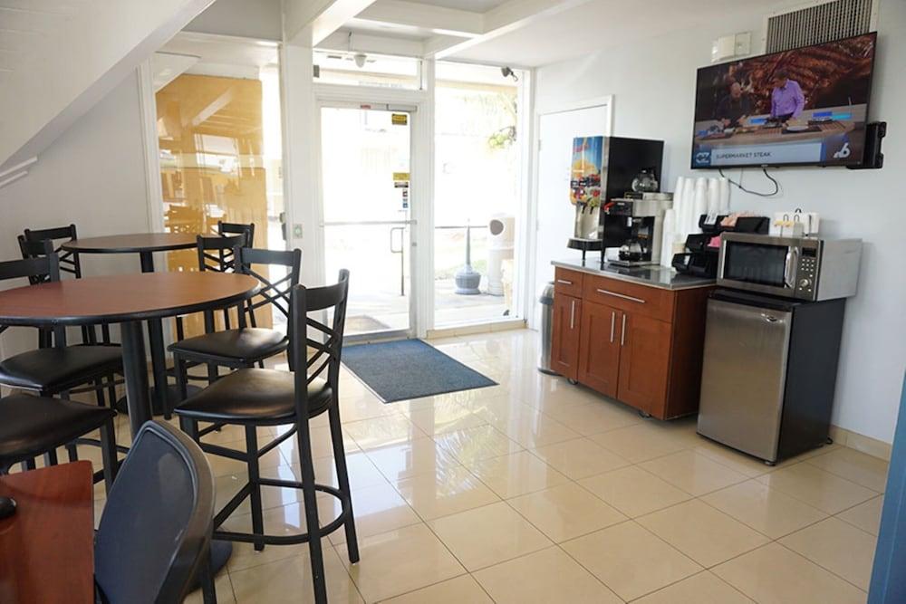 The Hollywood Gateway Inn Luaran gambar
